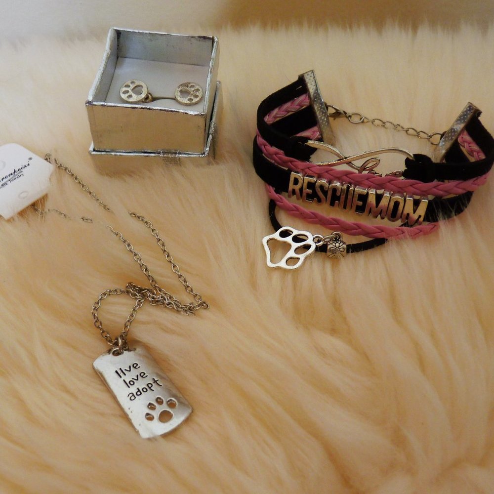 Animal Lovers Jewelry - Necklace/Earrings/Bracelet - 5 Pieces